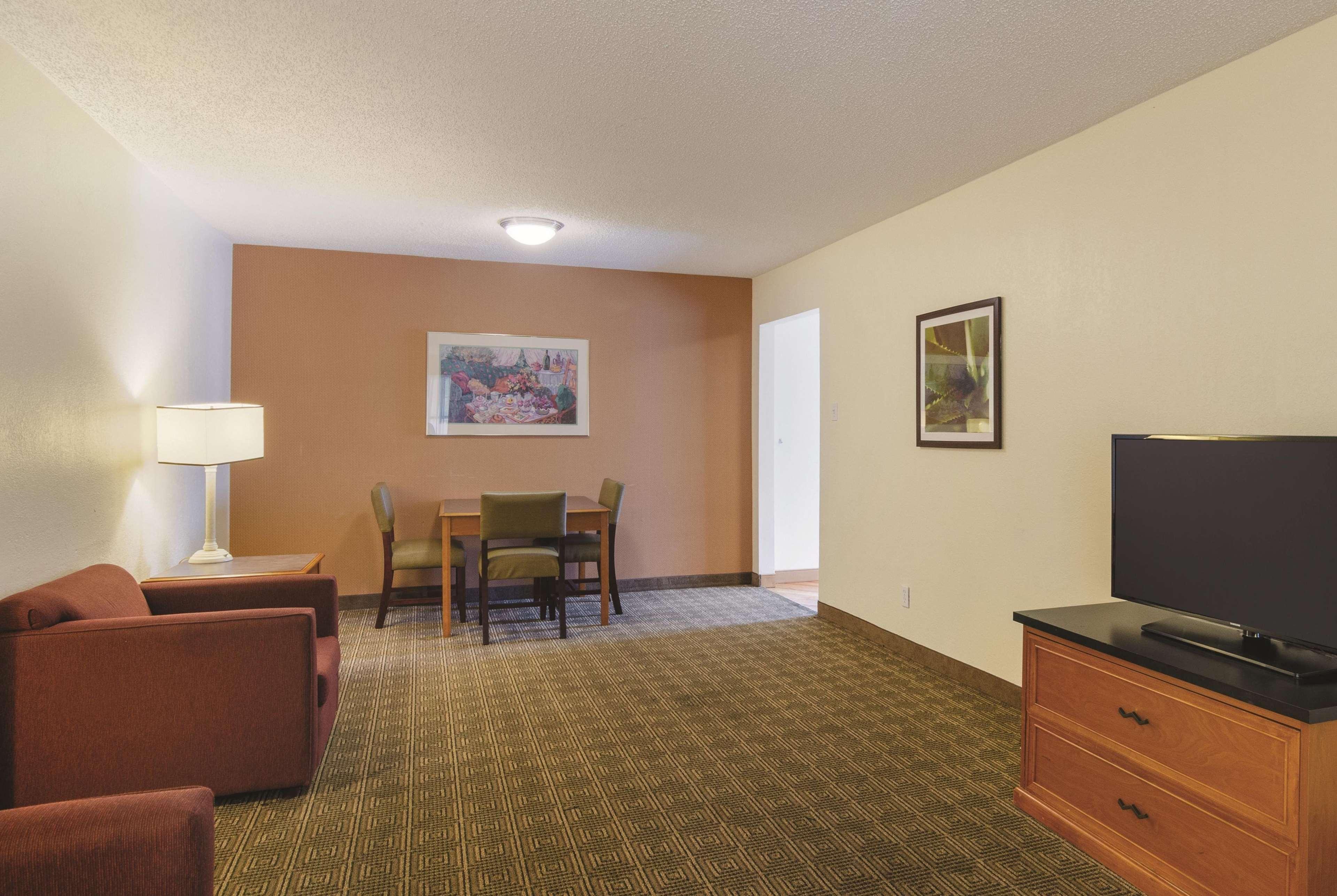 La Quinta By Wyndham Cherry Creek DEN
